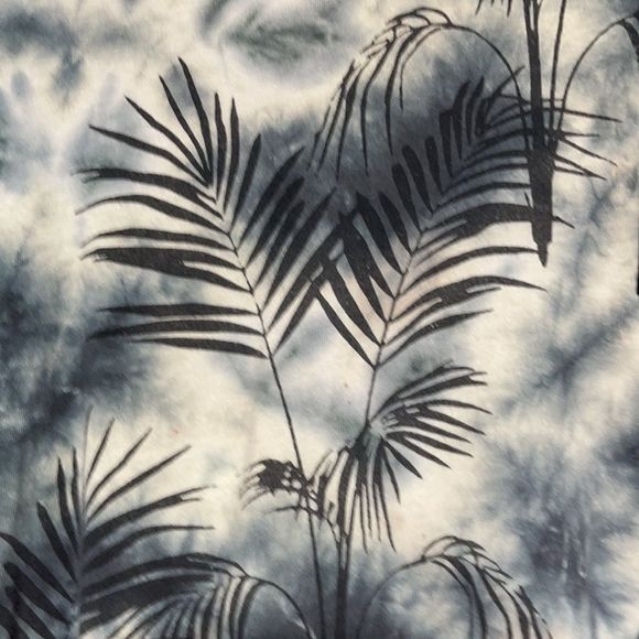 Tie-Dye Tropical Skater Tee Medium - Picture 3 of 11